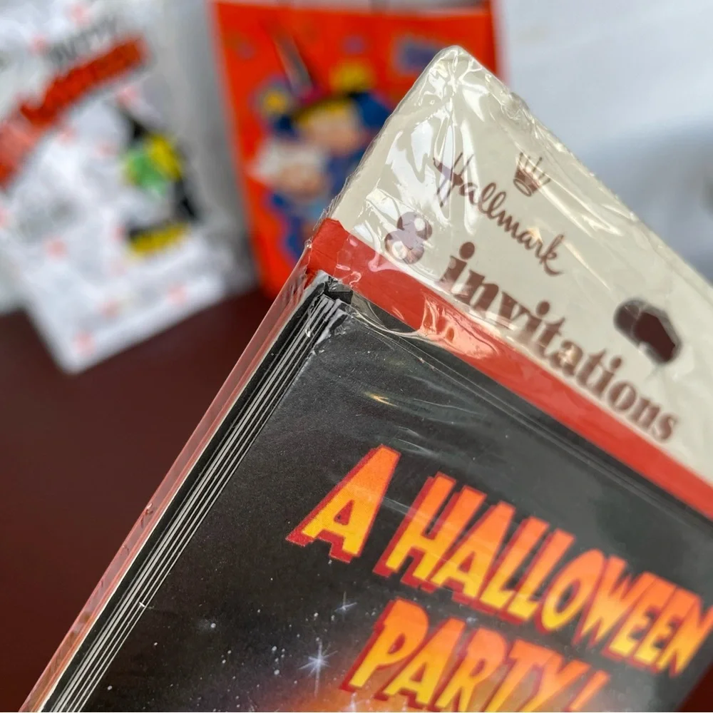 Vintage Hallmark “A Halloween Party!” Jack O Lantern Pumpkin Invitations